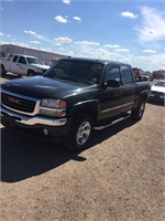 2005 GMC Sierra 1500 Pickup Truck