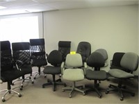 Lot of 11 office chairs