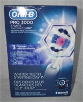 New In Box Oral B 3000 Electric Toothbrush