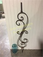 Antique cast iron scrolled fence piece