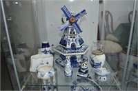 Delft Blue Ceramic Lot Large Windmill Vase++