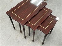 SET OF 3 NESTING TABLES