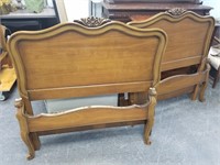 PAIR OF TWIN FRENCH PROVINCIAL BEDS W RAILS