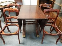 DUNCAN PHYFE DROP LEAF TABLE & CHAIRS W 5 LEAVES