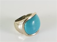 STERLING SILVER RING W LARGE TURQUOISE COLORED STE