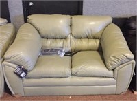 Simmons leather love seat - (matching love seat