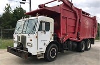 1998 Peterbilt 320 Garbage Dumpster Truck