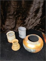 COLLECTIBLE STUDIO POTTERY PIECES & A HAND PAINTED