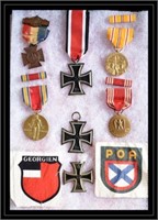 ASSORTED WWII MEDALS & PATCHES
