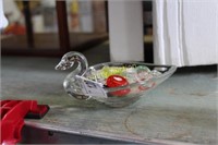 ART GLASS SWAN BOWL WITH ART GLASS CANDY