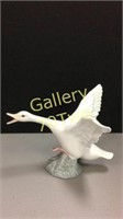 Lladro "Jumping Duck" #1265 approximately 4.5"
