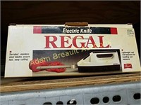 Regal electric carving knife