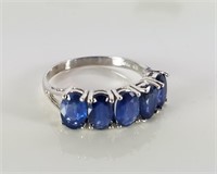 10K WHITE GOLD AND NATURAL SAPPHIRE RING