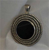James Avery Sterling Rope Circle Onyx Pendant