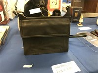 WOMANS BLACK LEATHER FOSSIL PURSE