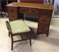 Vintage Thomasville Burlwood Knee-hole Vanity Desk