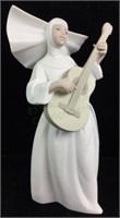 Lladro Porcelain Nun With Guitar Figurine