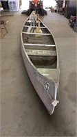 17' Grumman Canoe w/ (7) Paddles
