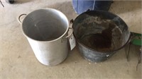 Frying Pot & Bucket