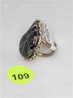 STERLING SILVER DOUBLE SHANK RING WITH BLACK MARBL