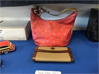 DOONEY AND BOURKE WOMANS MULTICOLOR PURSE