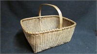 Fine Mi`Kmaq splint gathering basket
