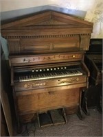 WOOD ANTIQUE CHICAGO COTTAGE ORGAN COMPANY