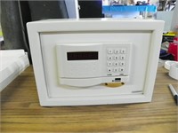 Small safe measures 14x10x10