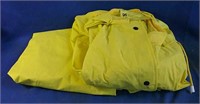 Rain jacket and pants size large from Safety