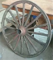 Wagon Wheel with metal center - 36"R #1