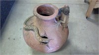 Gecko Clay Pot 14" X 16"