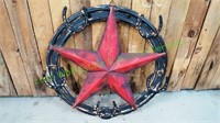 Red Star w/ Horseshoes Metal Art