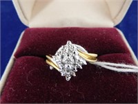 Jewelry - Ring 10k w small diamonds