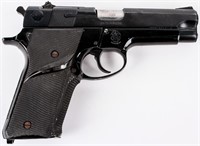 Gun Smith & Wesson 59 in 9MM Semi Auto Pistol