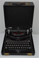 Antique Portable Underwood Typewriter