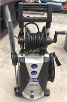 AR blue clean 1800 PSI pressure washer