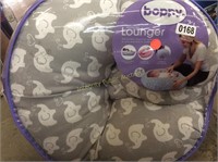 Boppy Newborn Lounger
