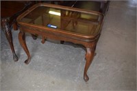 Vtg Tea Table w/ Removable Glass Tray