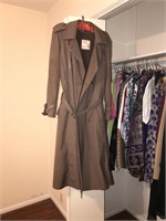 Clothing - London Town coat size 16