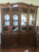 Thomasville China Hutch