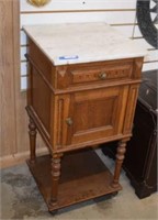 Antique Victorian Oak Nightstand Pot Cupboard w/