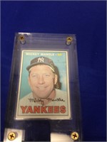 1967 Topps Mickey Mantle Baseball Card