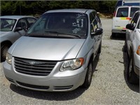 2005 Chrysler TOWN & COUNTRY