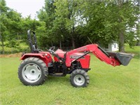 MAHINDRA 4025 4X4 DIESEL TRACTOR WITH LOADER