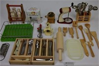 Childrens Kitchen Toy Dishes and Utensils