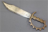 believed to be WW2 Era theatre made knuckle knife