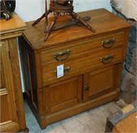 Am oak two drawer washstand