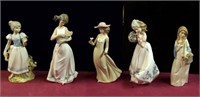 5 Nadal, Nao porcelain figures