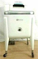 Vintage Maytag Gyrator Washer E2LS