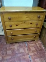 Vintage four draw dresser